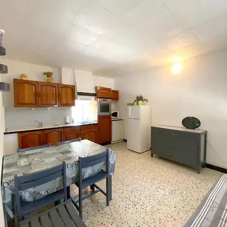 Location Chaleureuse A Avec Piscine Partagee Дом отдыха Orgnac-l'Aven